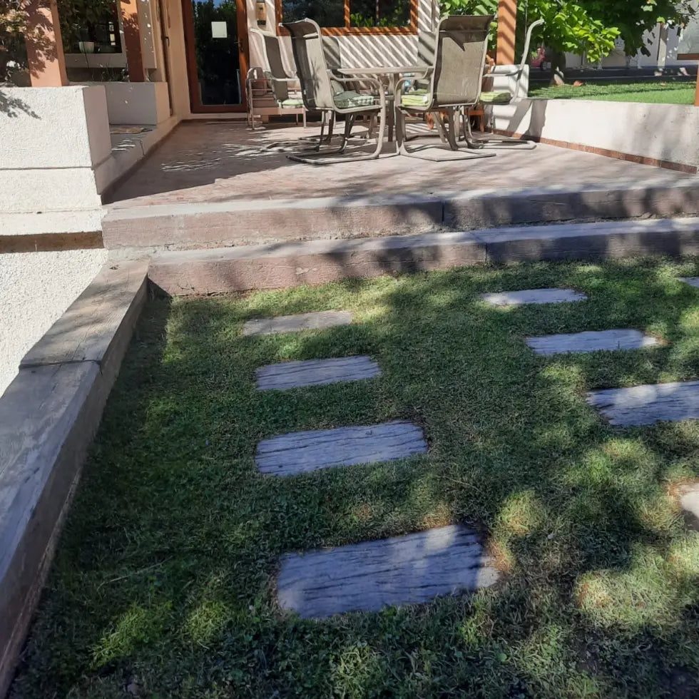 Pastelón Durmiente Textura Rugosa de Hormigón Timbercret