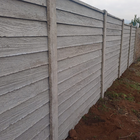 Cierro de Hormigón Imitación Madera Ambas Caras (Altura 1,55 - 2,45 m)